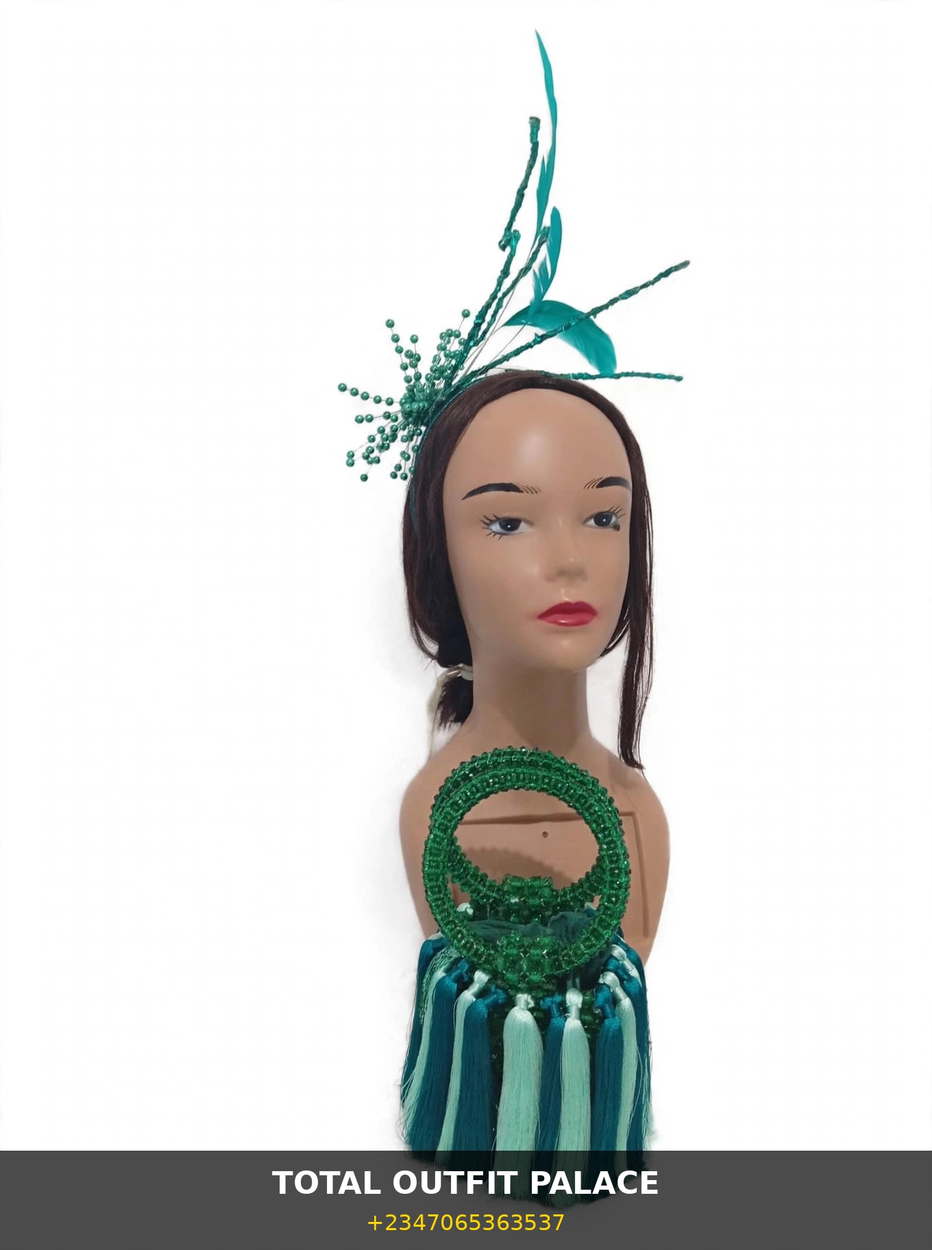 FASCINATOR